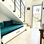 Hermosa Casa Familiar En Privada Cerca De La Playa