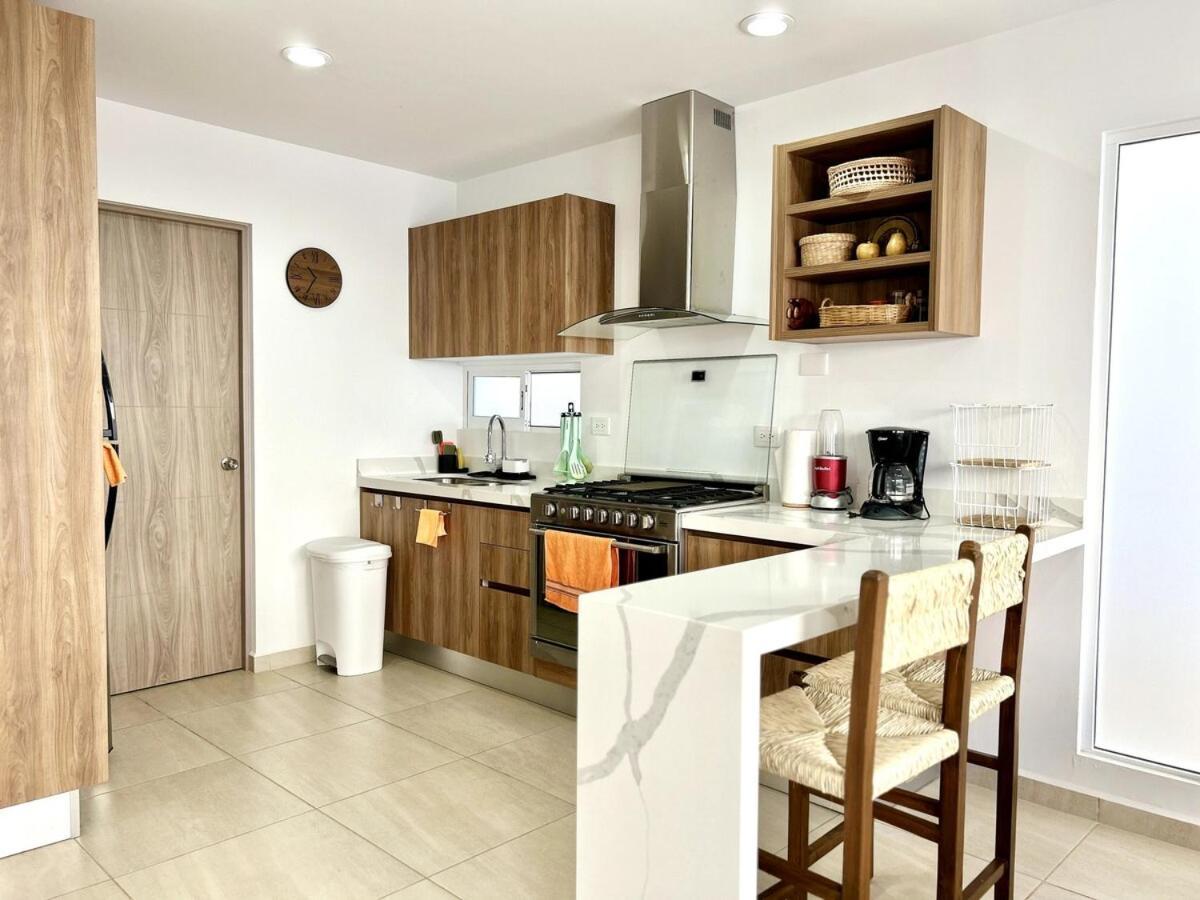 Apartamento Hermosa Casa Familiar En Privada Cerca De La Playa