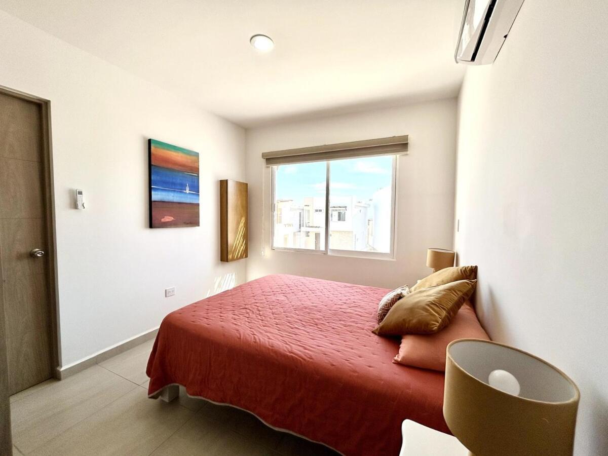 Hermosa Casa Familiar En Privada Cerca De La Playa Mazatlán